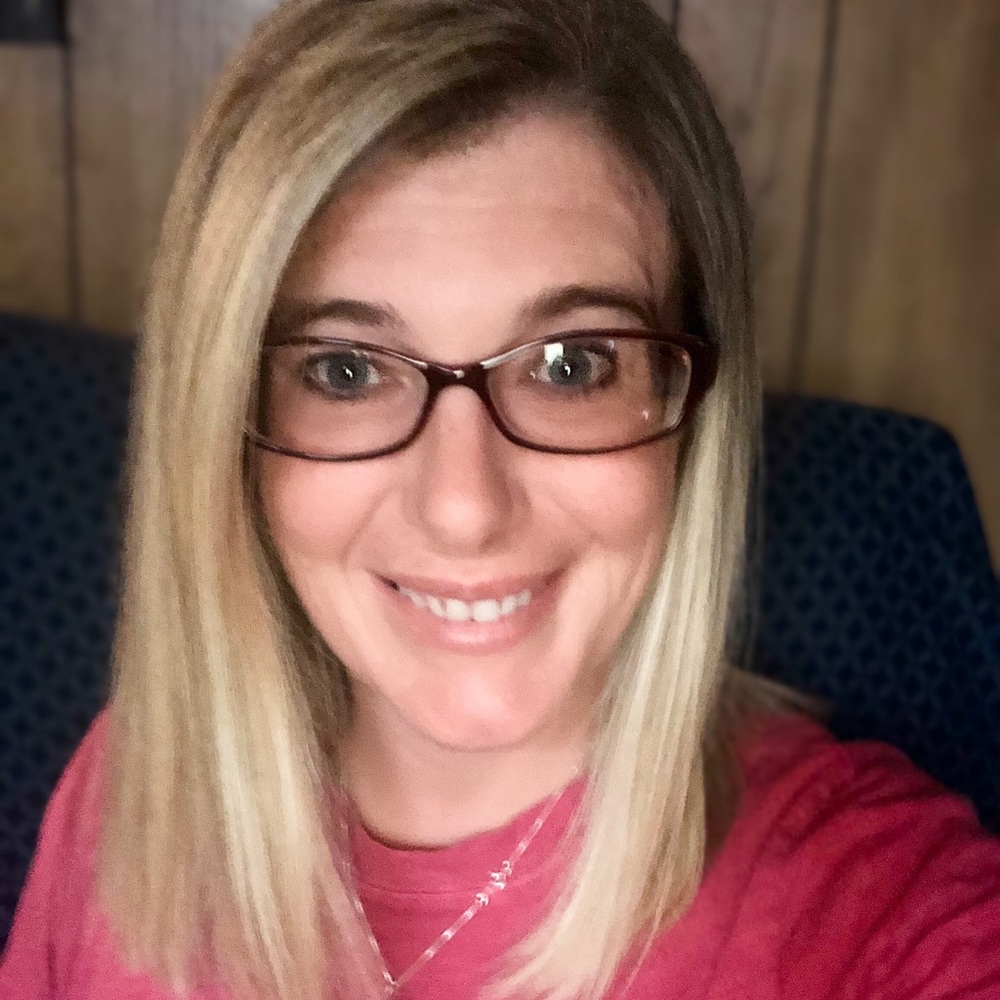 Meet your Posher, Angie